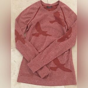 Oiselle running top size small- barely worn